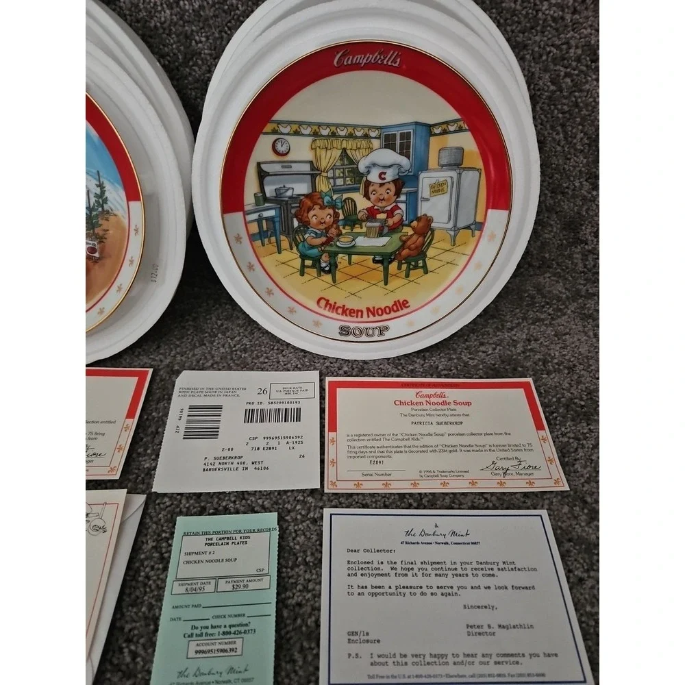 Set Of 2 Campbell Kids Soup Tomato and Chicken Noodle Collectible Plates